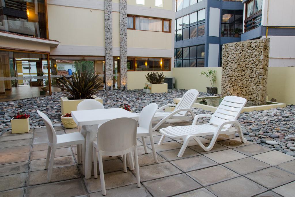 Fonte Arcada Hotell Villa Gesell Exteriör bild