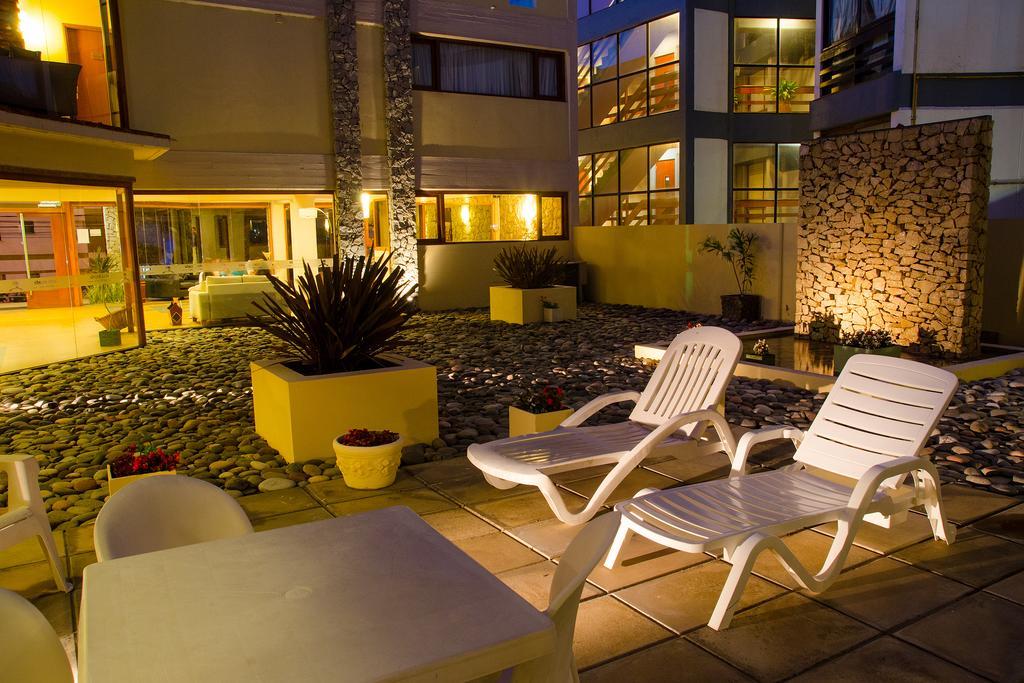Fonte Arcada Hotell Villa Gesell Exteriör bild