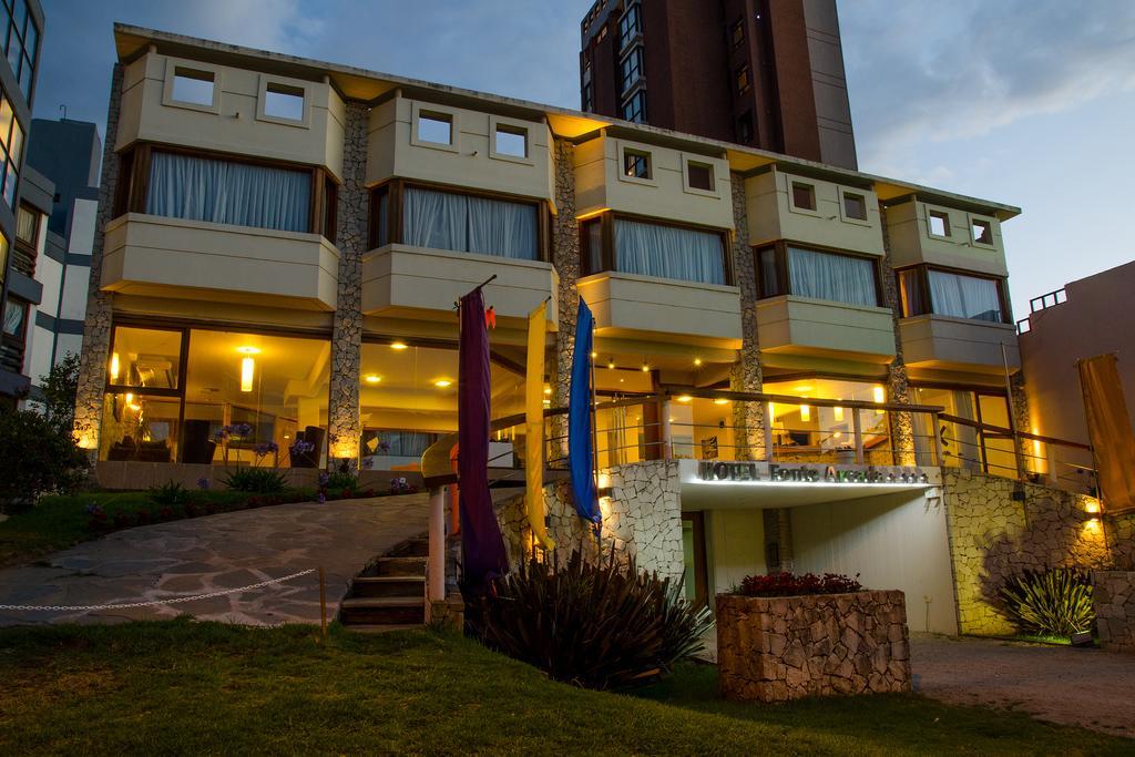 Fonte Arcada Hotell Villa Gesell Exteriör bild